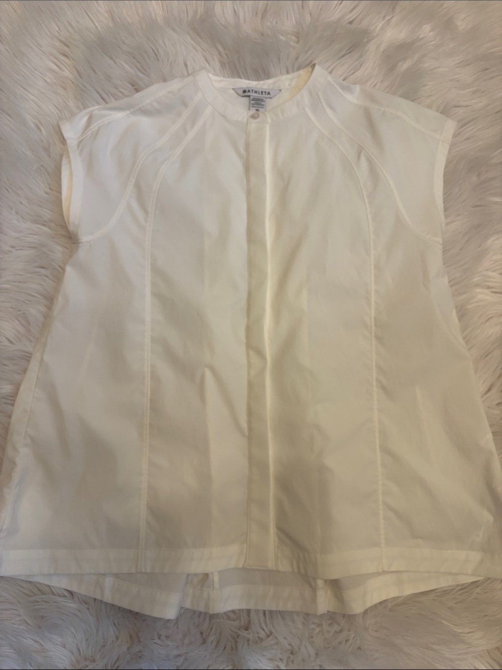 Athleta Cream Cap Sleeve Athletic Top